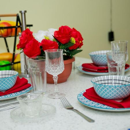 Royal Vybez Vacation Homes Spanish Town 客房 照片